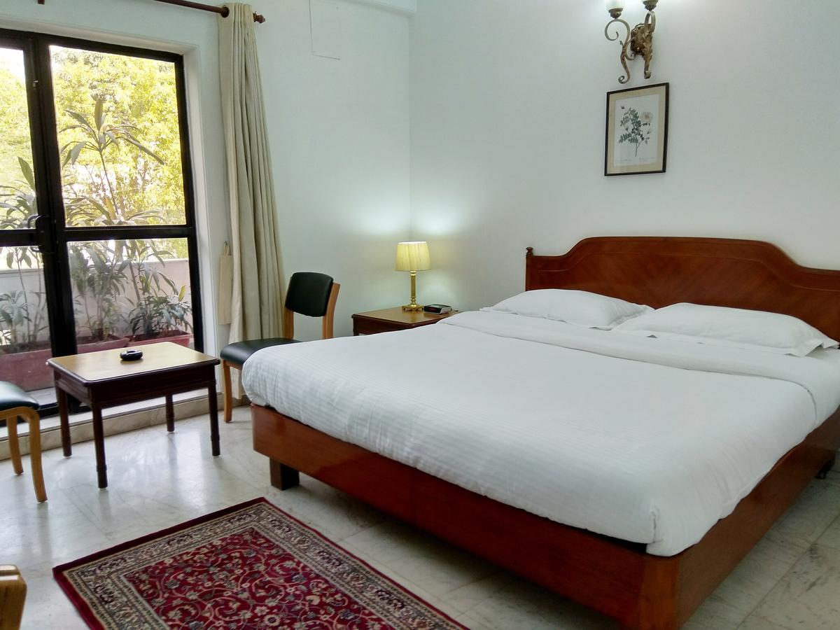 Hotel Palm Greens New Delhi Luaran gambar