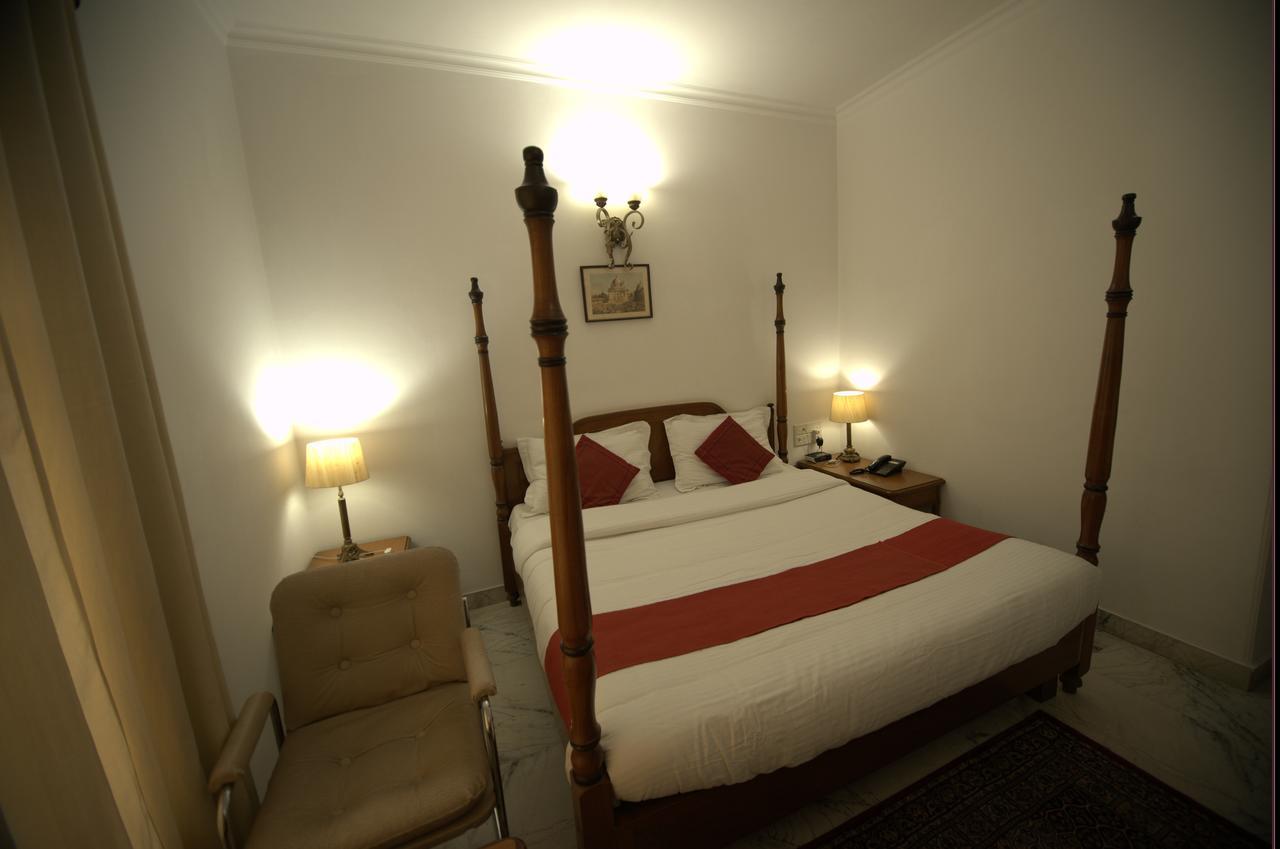 Hotel Palm Greens New Delhi Luaran gambar