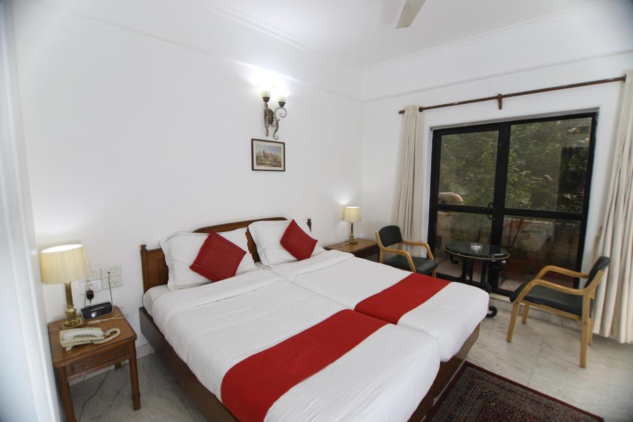 Hotel Palm Greens New Delhi Luaran gambar