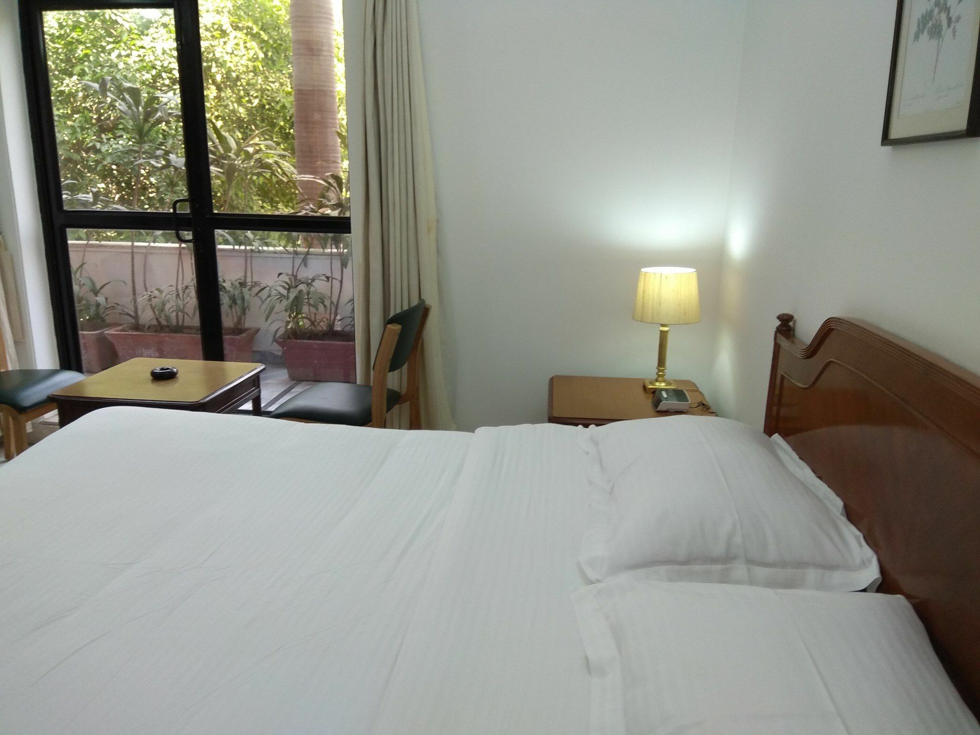 Hotel Palm Greens New Delhi Luaran gambar